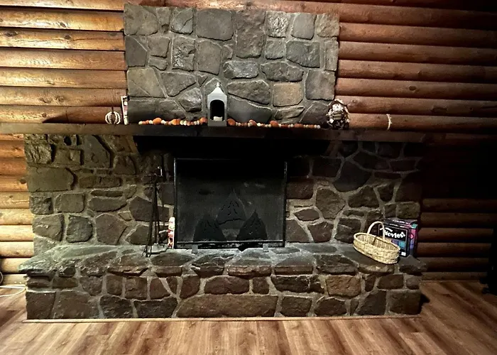 Pet Friendly Log Nestled Under The Forested High Country Of The Mongollon Rim In Arizona Holiday home